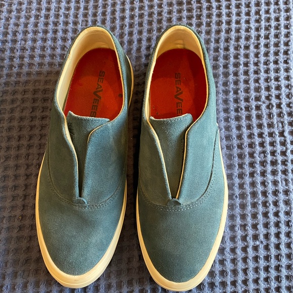 SeaVees woman’s slip on sneakers - Picture 3 of 8